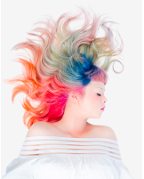 Cheveux colorés
